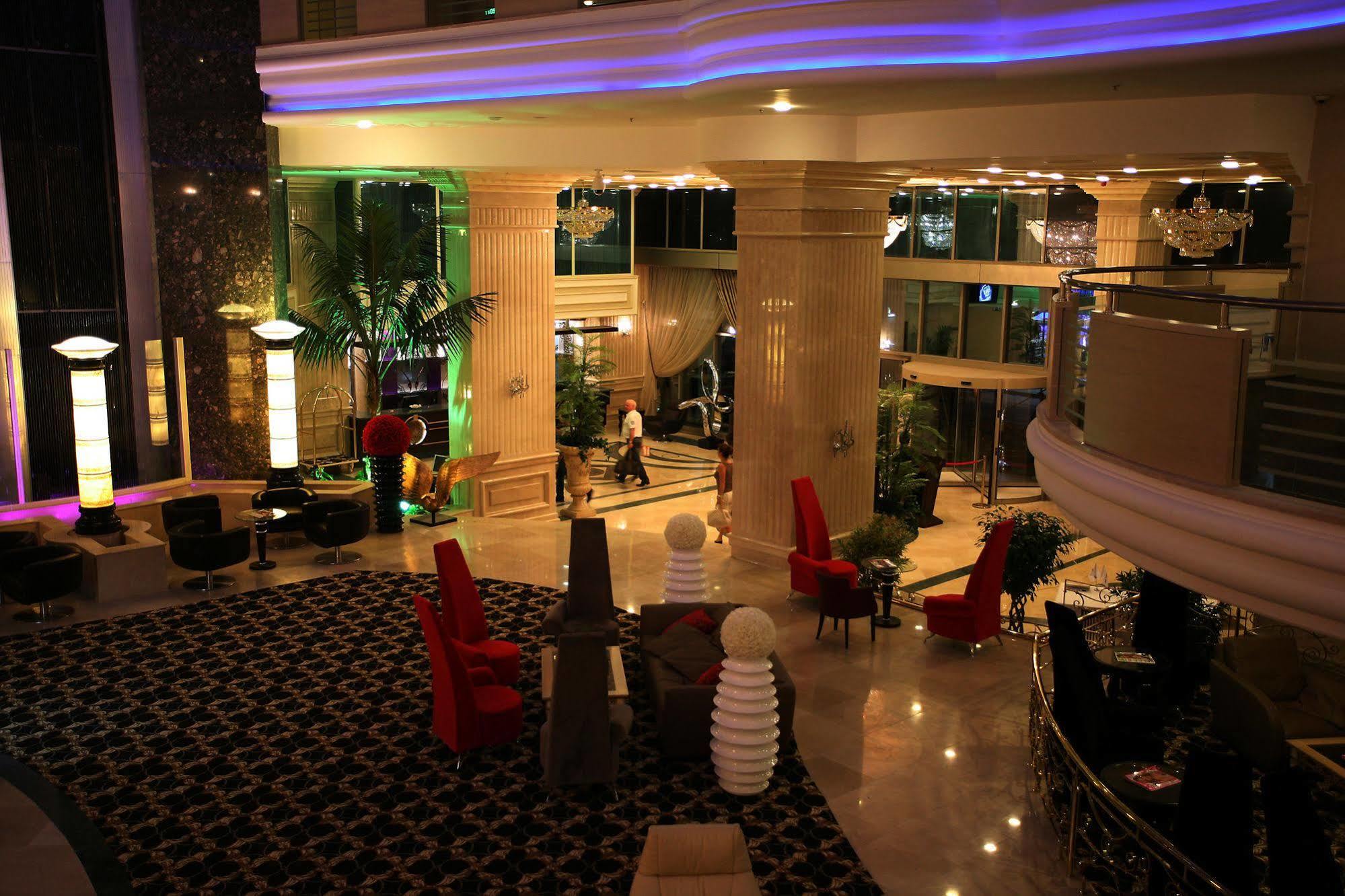 エセル プレミアム ホテル&スパ ブユックチェクメジェ エクステリア 写真 Lobby