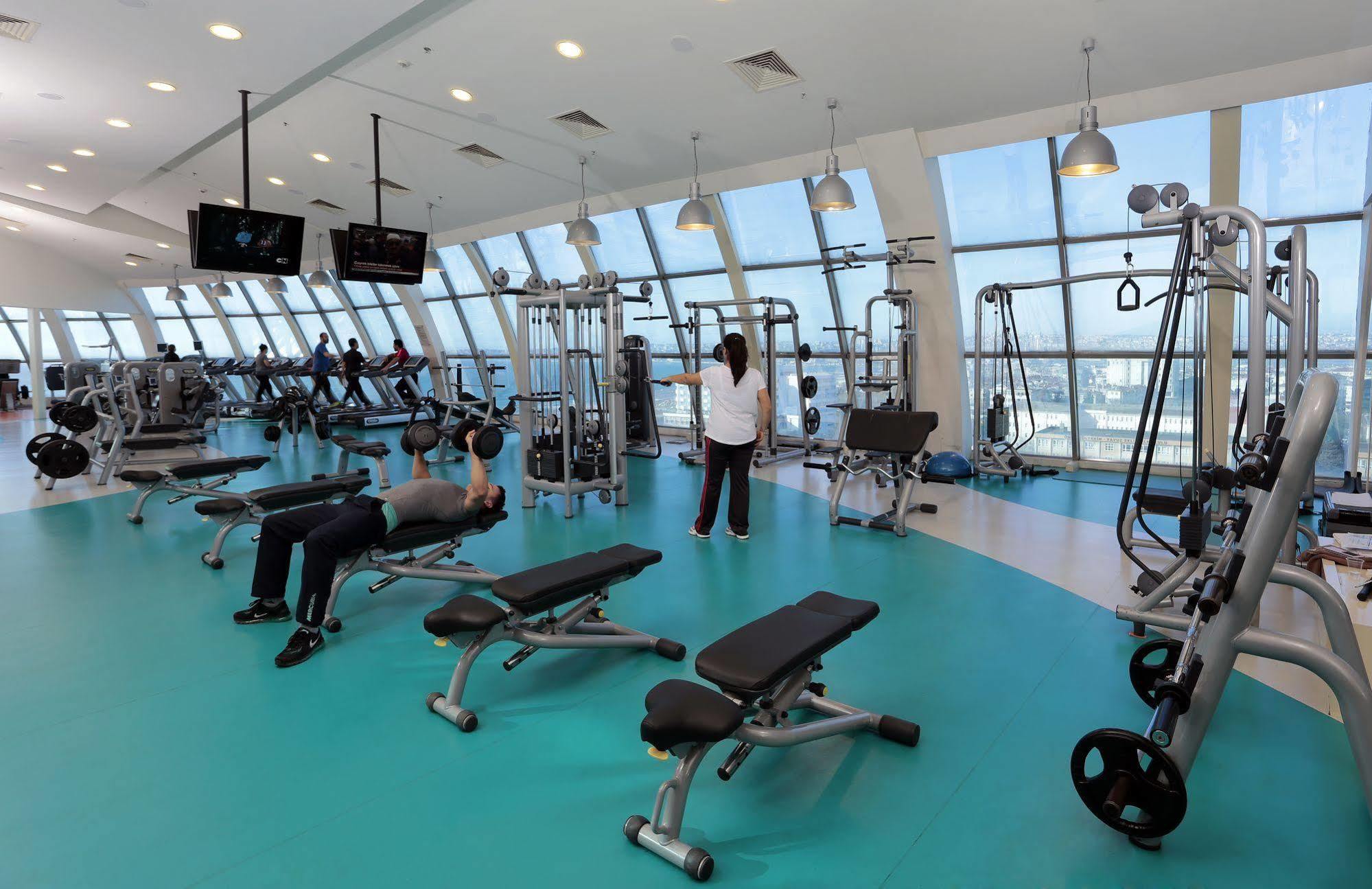 エセル プレミアム ホテル&スパ ブユックチェクメジェ エクステリア 写真 The gym at the University of Westminster