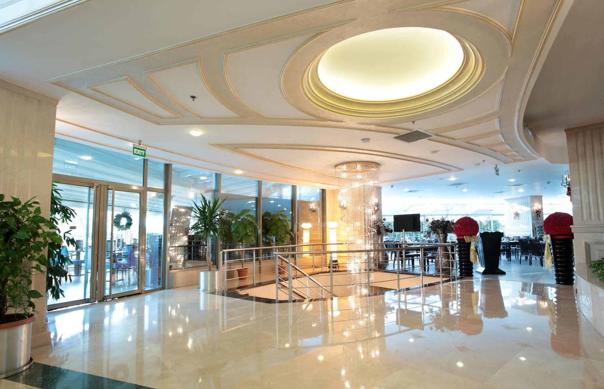エセル プレミアム ホテル&スパ ブユックチェクメジェ エクステリア 写真 Lobby