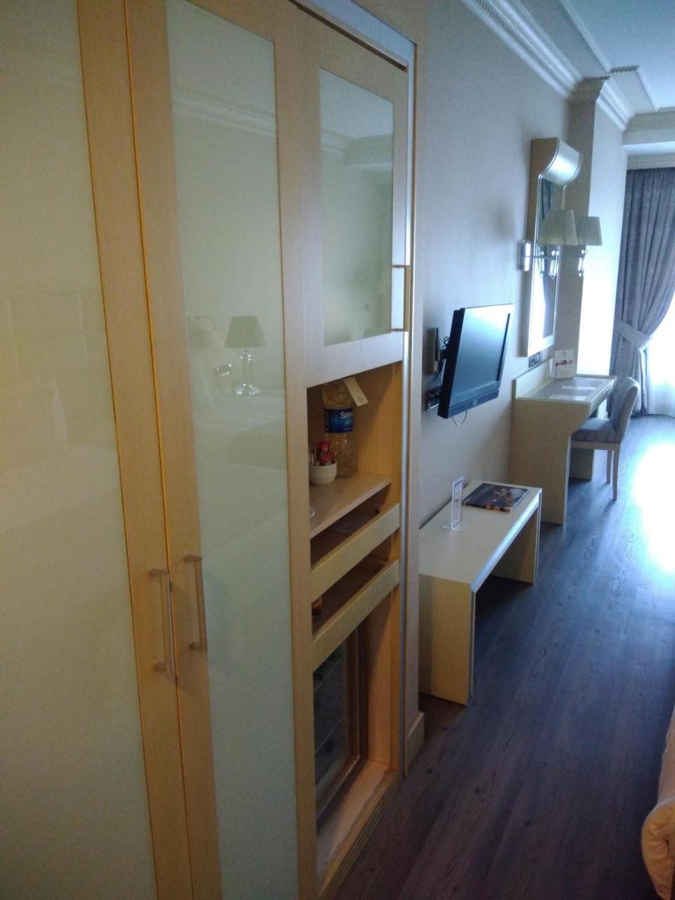 エセル プレミアム ホテル&スパ ブユックチェクメジェ エクステリア 写真 A room at the hotel